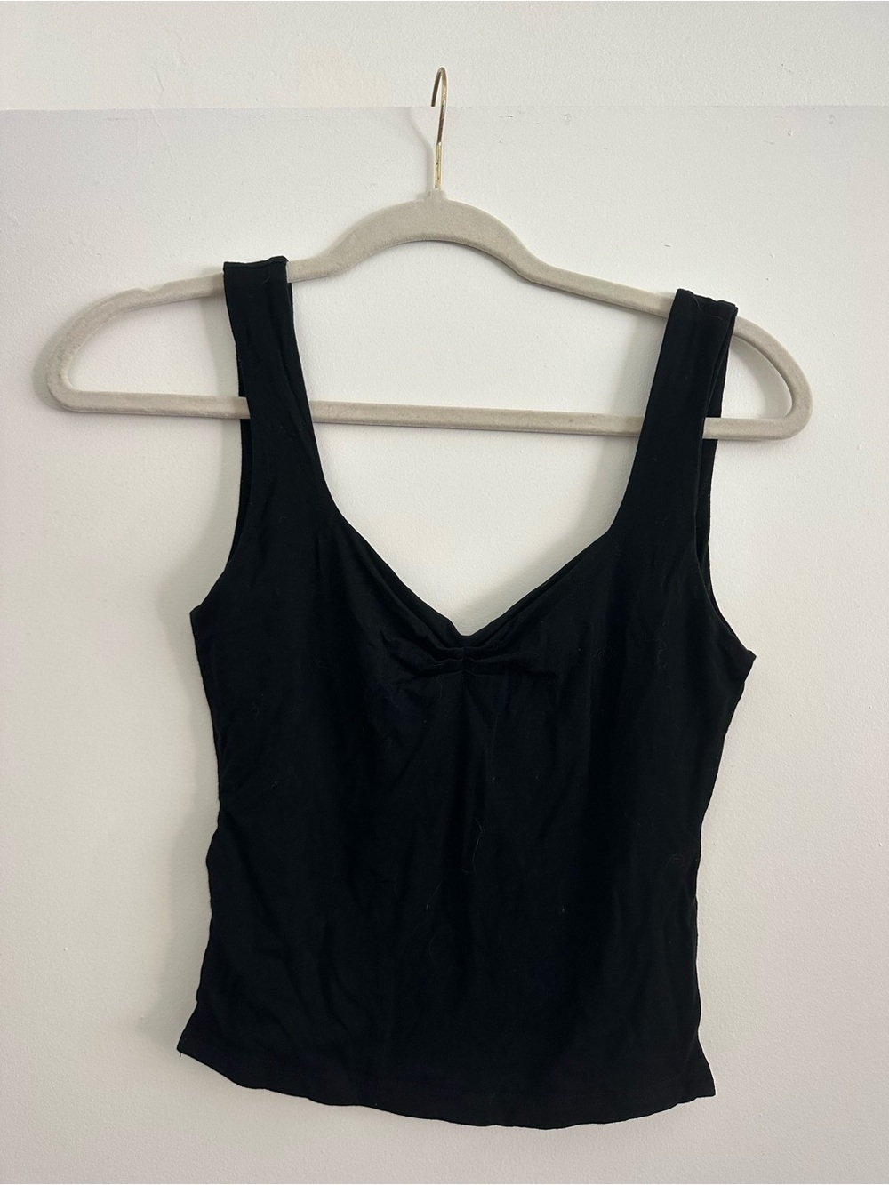 Amazon Black V-Neck Sleeveless Tank Top